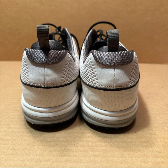 FootJoy Contour Fit men's golf shoes, size 10.5W, soft spike, spring, outdoors - Picture 7 of 13
